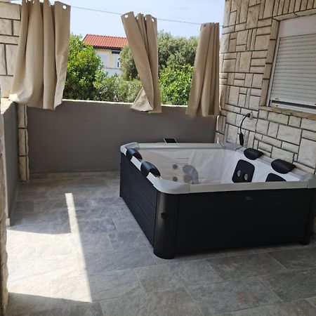 ויר Apartment VI & La Electric Scooters Included מראה חיצוני תמונה