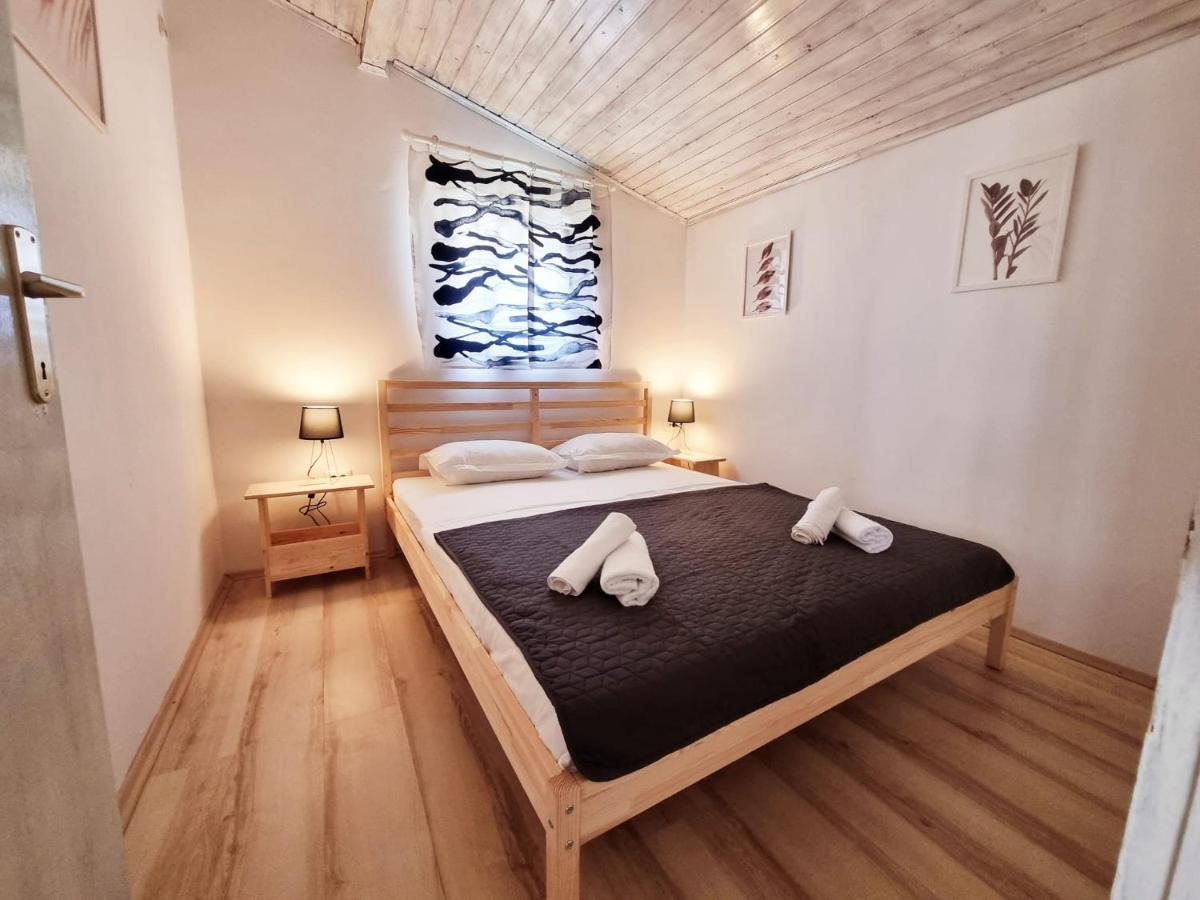 ויר Apartment VI & La Electric Scooters Included מראה חיצוני תמונה