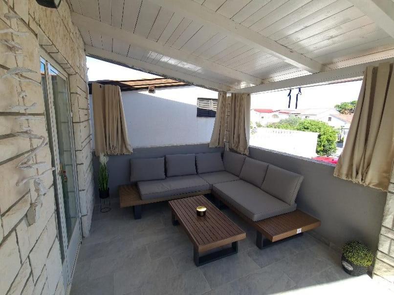 ויר Apartment VI & La Electric Scooters Included מראה חיצוני תמונה